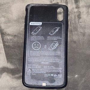 iPhone XS Max charging case